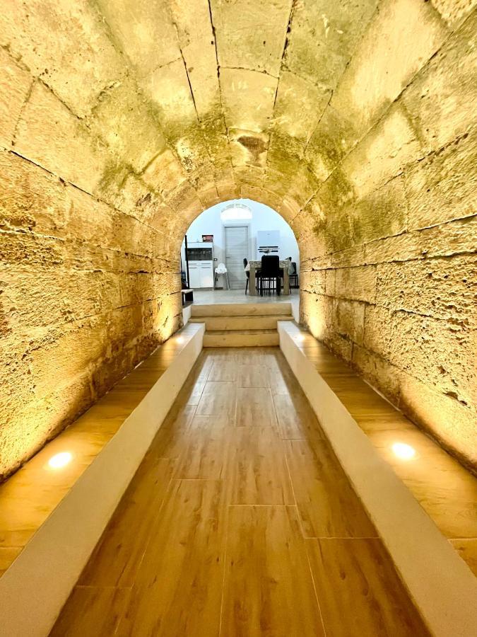 Villa Nunzia Con Piscina, Sauna E Idromassaggio. Floridia Extérieur photo